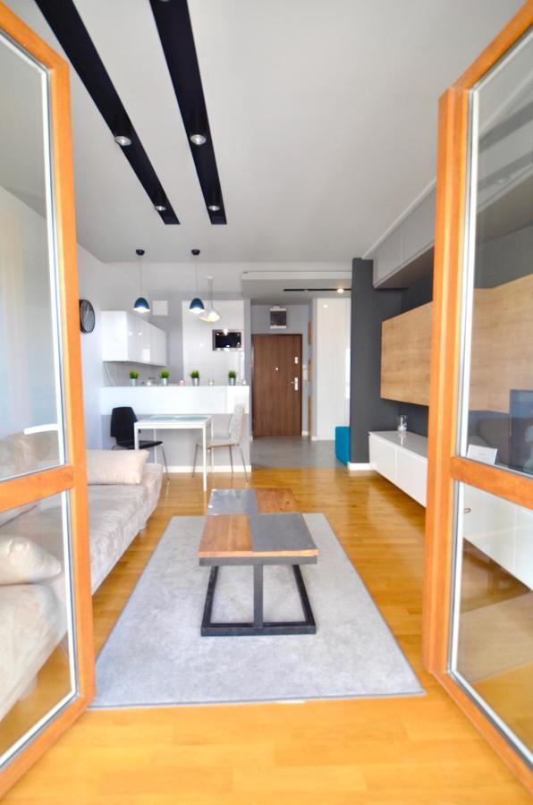 Center Rooms Ilumino ウッチ エクステリア 写真